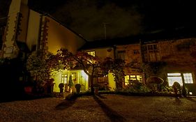 Lea House Bed And Breakfast